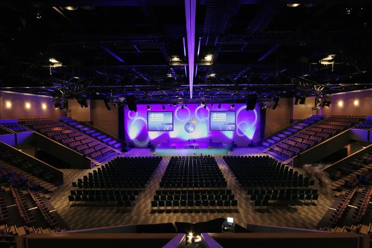 Convention centre overhead rigging